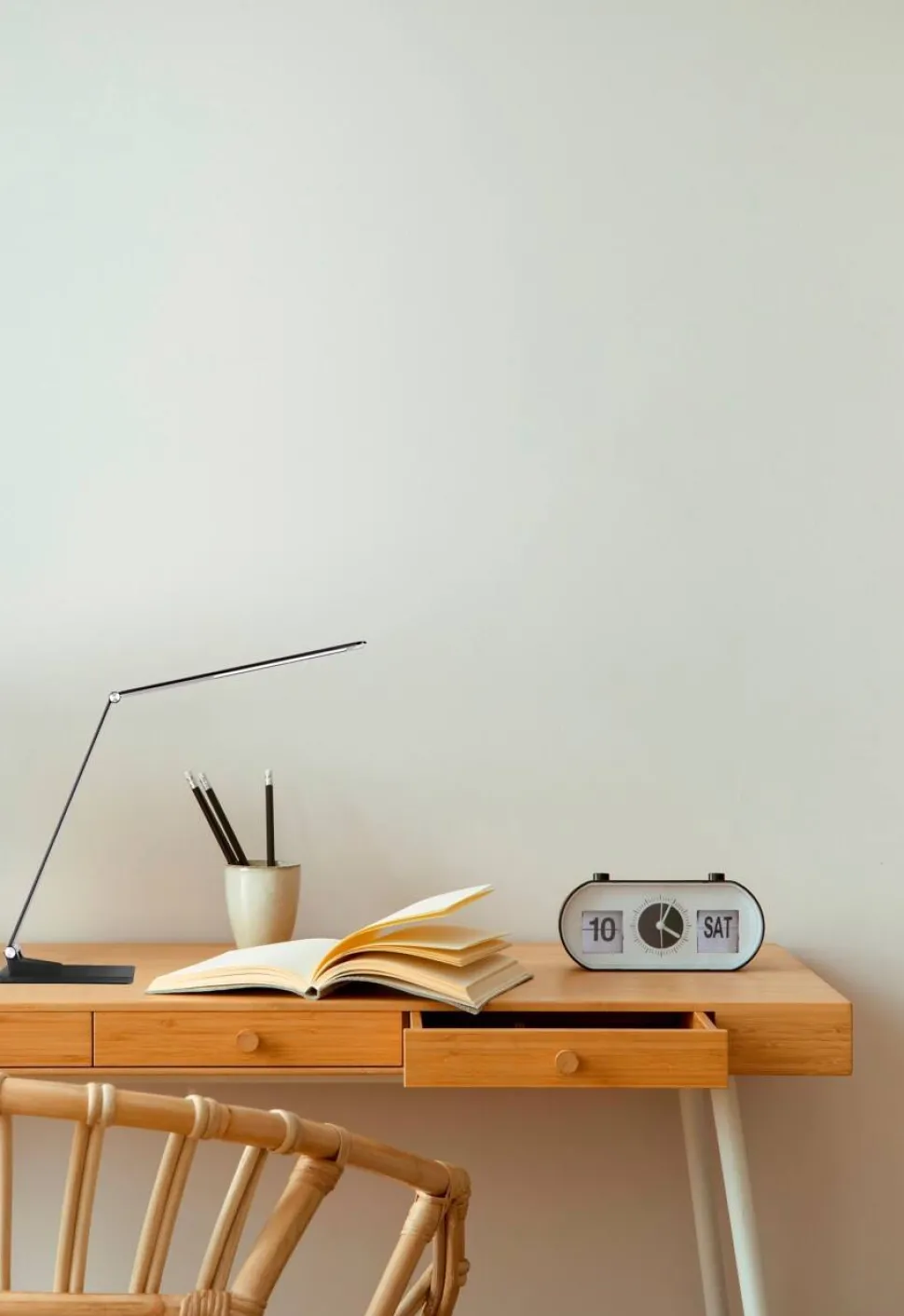meet powered by PAPERFLOW Olga Bureaulamp LED Wit Netstroom 354 x 200 x 400 mm