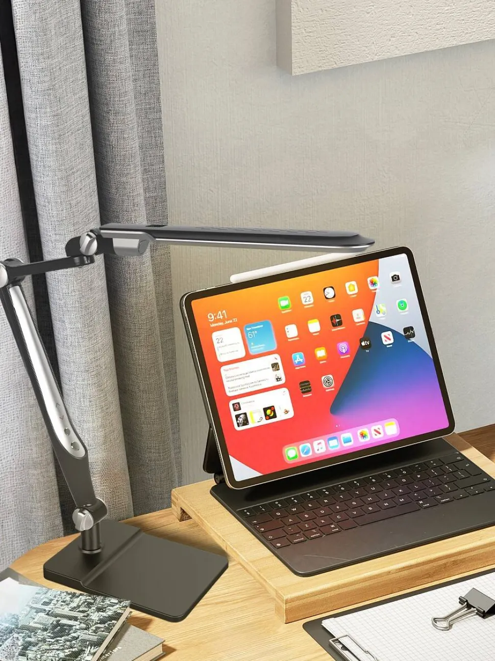 meet powered by PAPERFLOW Sana Bureaulamp LED Zwart Netstroom 220 x 50 x 590 mm