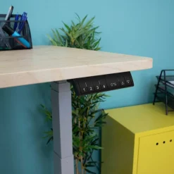 Viking Realspace Zit-sta-bureau Ahorn 1.600 (B) x 800 (D) x 1.300 (H) mm Metaal, gemelamineerde spaanplaat